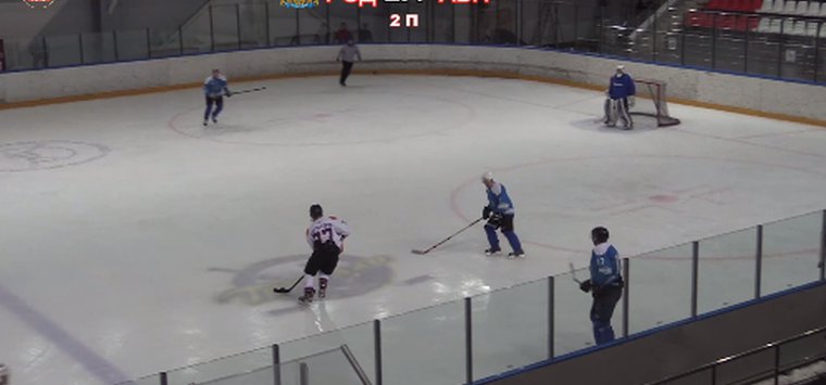 Команда «Аванта-Псков» вышла в финал Ночной хоккейной лиги