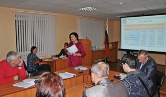 Участники публичных слушаний одобрили проект бюджета Островского района на 2018 год