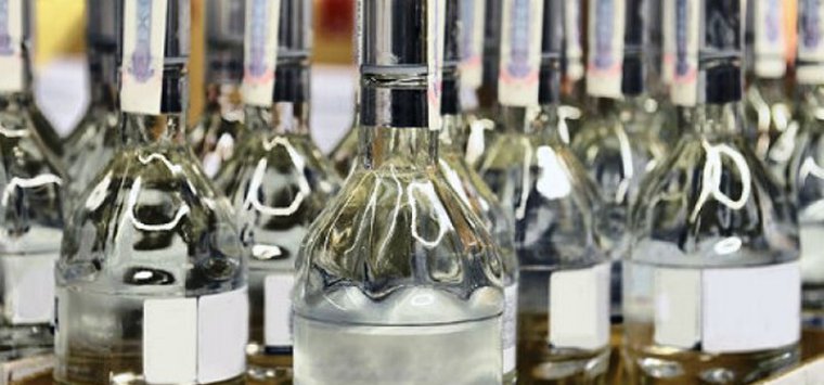 В Острове полиция изъяла из незаконного оборота алкоголь на 3 млн рублей