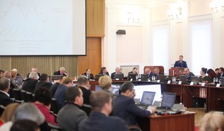 Депутаты приняли закон, увеличивающий финансирование образовательных организаций области