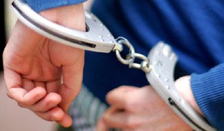 Перед судом предстанет уклонист от административного надзора, совершивший кражу в Острове