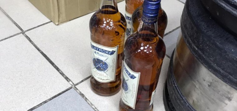 Более полутонны алкоголя без документов изъяли полицейские в Острове