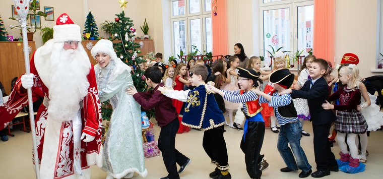 В Псковской области запретят детские елки и новогодние банкеты