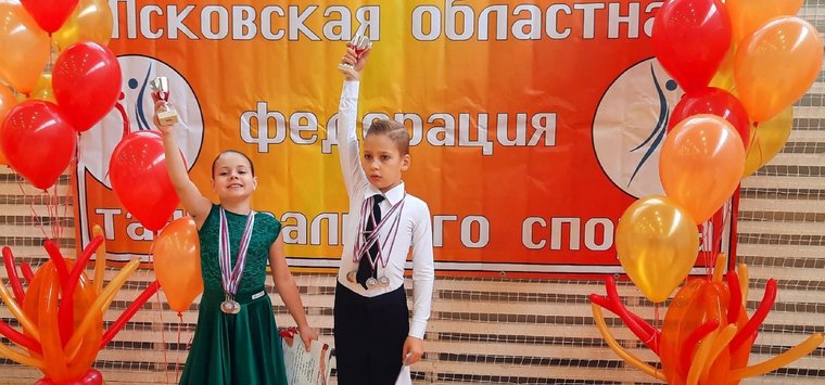 Танцоры «Аэроданса» стали победителями первенства Псковской области