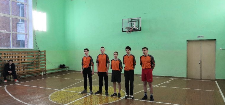 Островские школьники победили в зональном турнире по баскетболу
