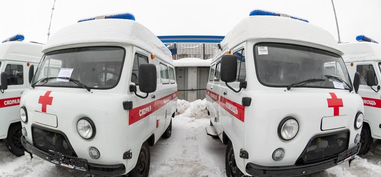 30 карет Скорой помощи переданы в районы Псковской области