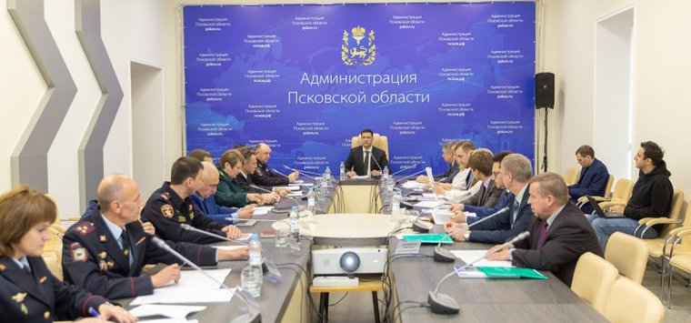 В районах Псковской области будут созданы молодежные советы