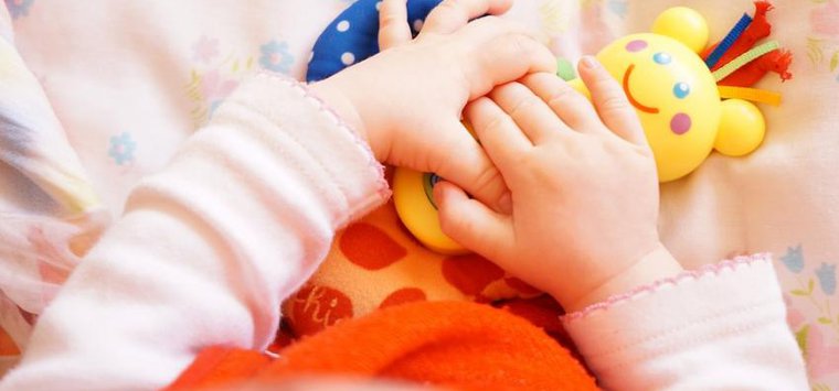 В Псковской области 271 мама получает президентское пособие на первого ребенка