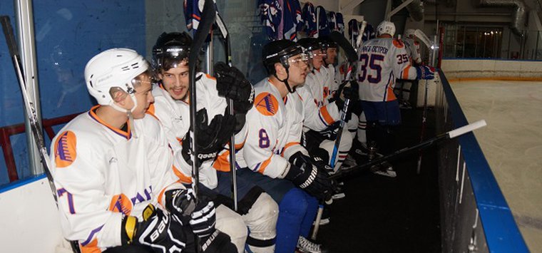 Команда «Аванта-Остров» встретится с хоккеистами из Красногородска