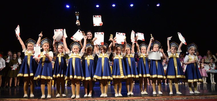 Островские танцоры стали победителями конкурса в Петербурге