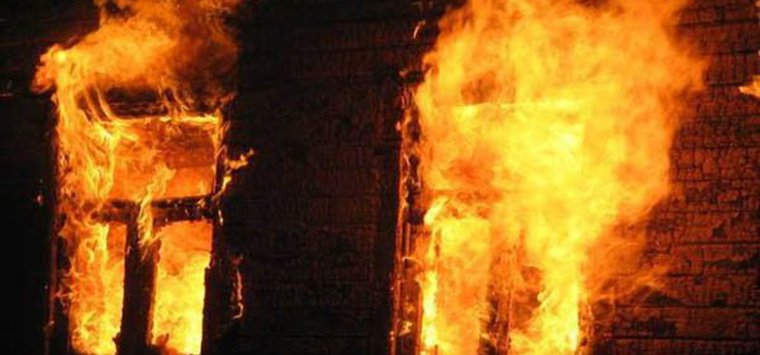 Дача петербурженки сгорела в Островском районе