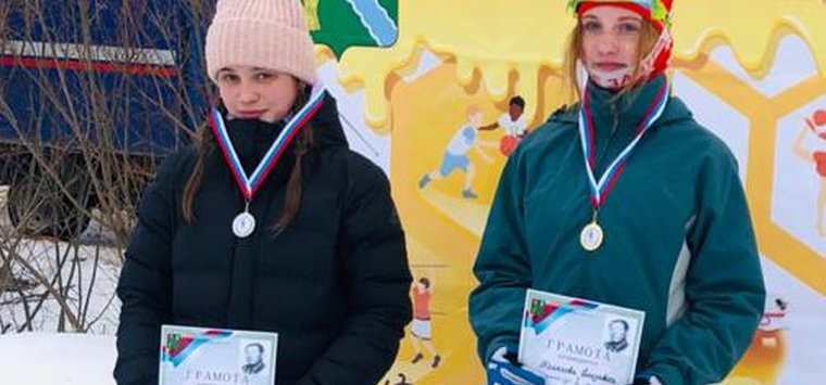 Островички стали победителями лыжного марафона в Вологодской области