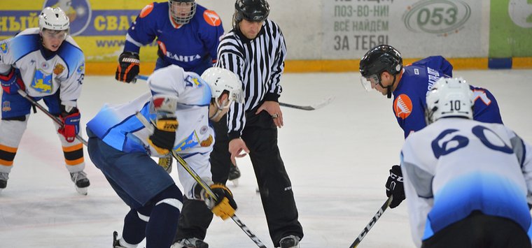 «Аванта-Остров» одолела «Псков» в рамках Чемпионата области по хоккею