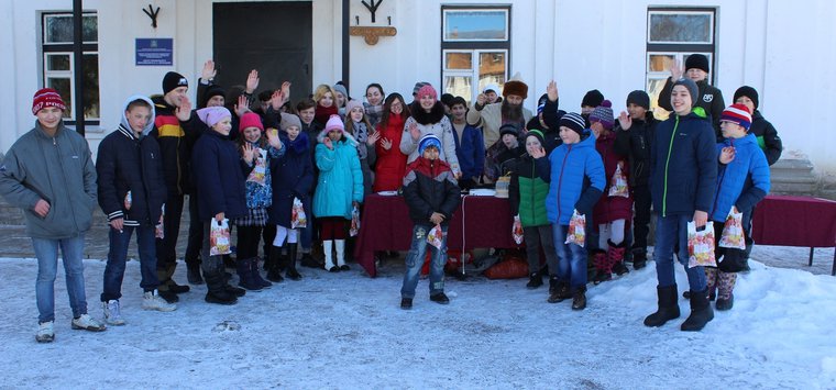 В преддверии Масленицы команда волонтёров устроила праздник в Воронцовской школе-интернате