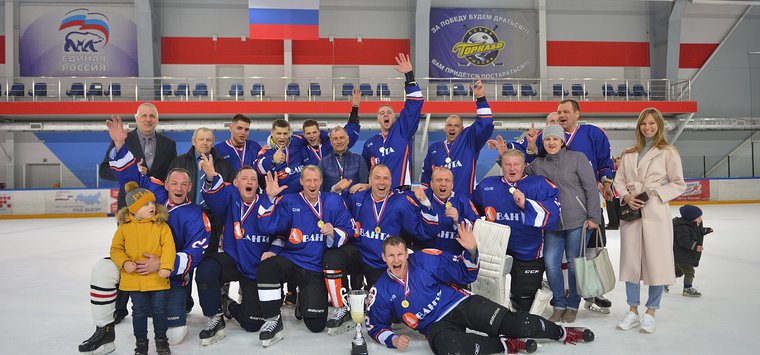 «Аванта-Остров» стала победителем Первенства Псковской области по хоккею
