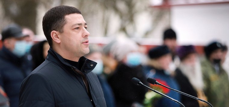 Михаил Ведерников пожелал защитникам Отечества сил и веры
