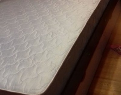 Кровать с 2 ящиками
