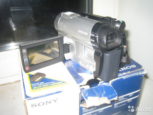 Видеокамера Sony DCR-DVD 610E