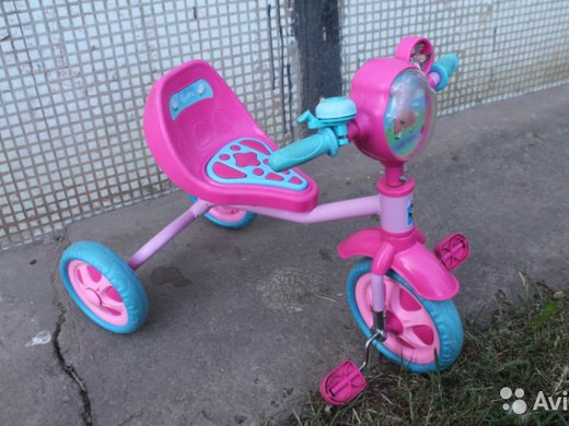 Велосипед детский трехколесный. для девочек