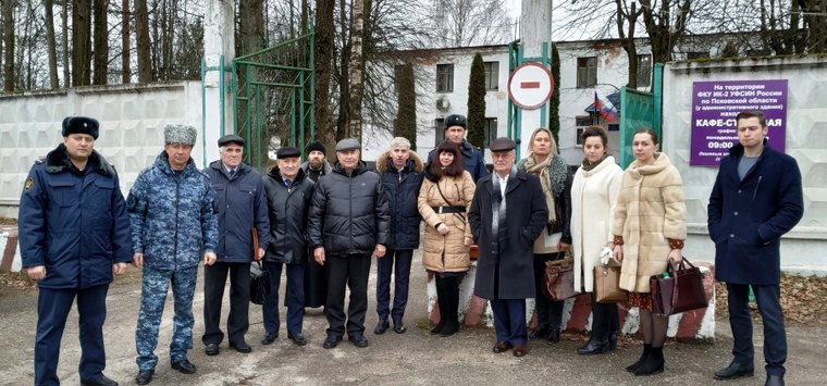 Комиссия по помилованию провела выездное заседание в Крюках