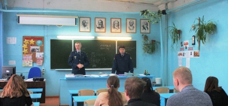 Школьники Острова узнали о возможностях бесплатного обучения в вузах ФСИН