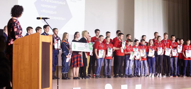 Островичка оказалась среди лучших молодых профессионалов региона