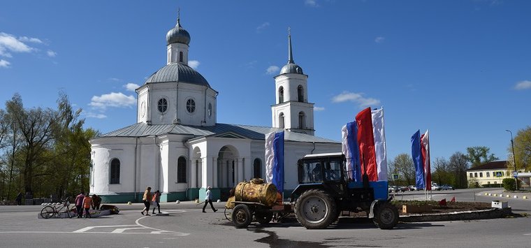 Остров преображается к Дню Победы