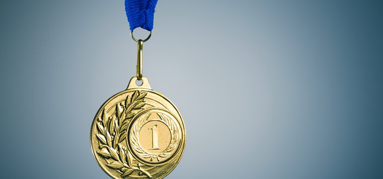 Инструктор островского Центра подготовки спортсменов стал первым на чемпионате России по биатлону