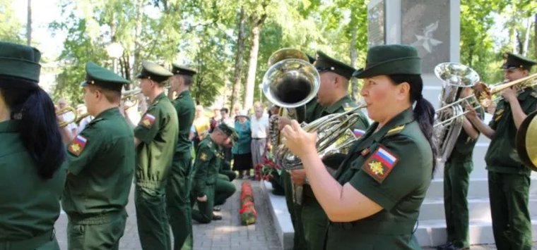 Островичи празднуют 78-ю годовщину освобождения района от фашистов