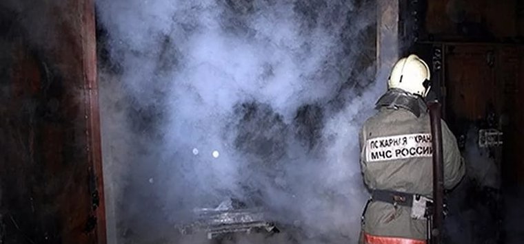 Шиномонтаж загорелся в Острове