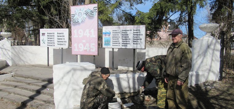 Месячник по благоустройству стартовал в Острове