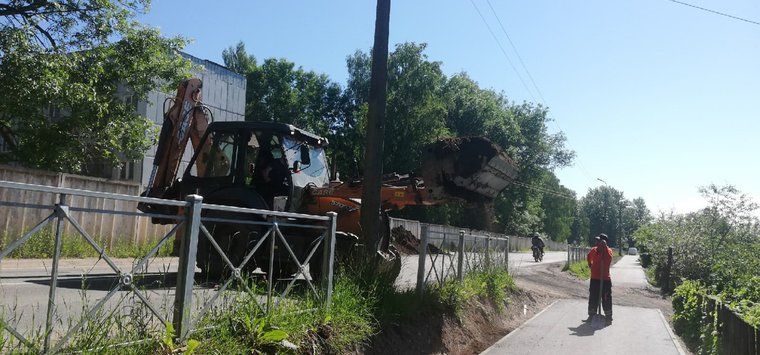 Завершается ремонт тротуаров на улице Фестивальной в Острове-3