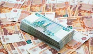 По 100 тысяч рублей выплатят военным, заключившим контракт в Псковской области