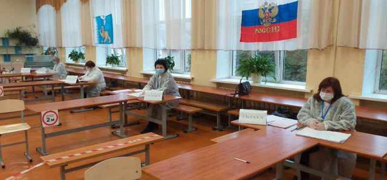 Большинство мандатов на выборах в Островском районе забирают единороссы