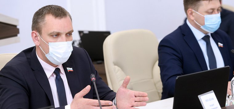 Давать везде предпринимателям «зелёный свет» в рамках закона призвал Андрей Михайлов