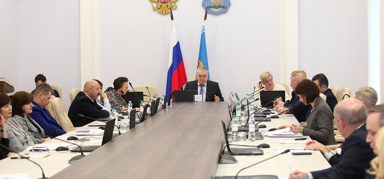 Богачева предупредила о возможном чувстве несправедливости у заслуженных специалистов федерального уровня