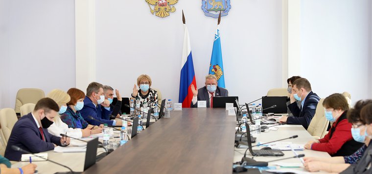Вопрос обновления учреждений культуры в районах поднял  Армен Мнацаканян