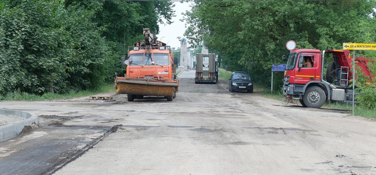 На двух улицах Острова начались дорожные работы