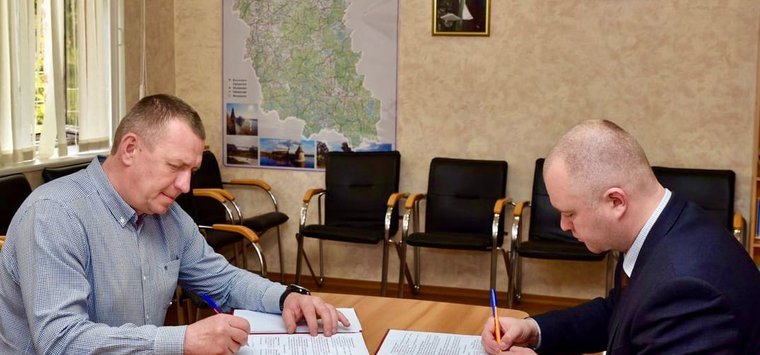 В Островском районе подписаны соглашения с двумя инвесторами