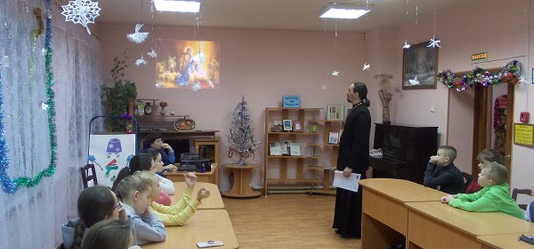 Игровая программа, посвященная Рождеству, состоялась в Острове