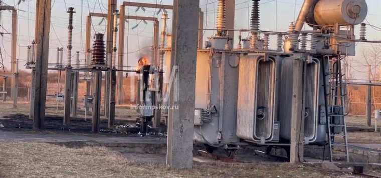 Электроподстанция вспыхнула в Острове