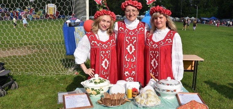 Фестиваль «Ах, окрошка!» состоялся в Острове в День города