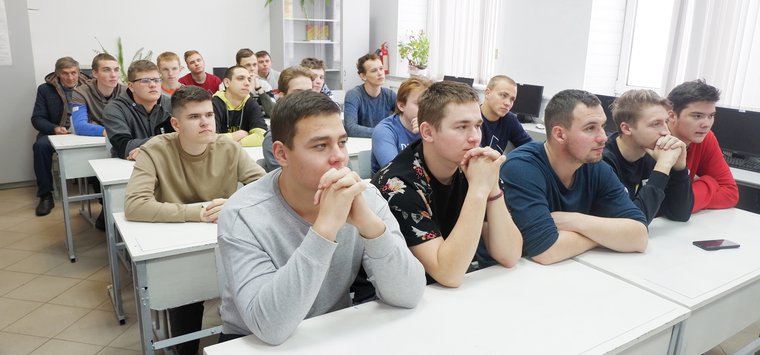 О вреде наркотиков рассказали островским студентам