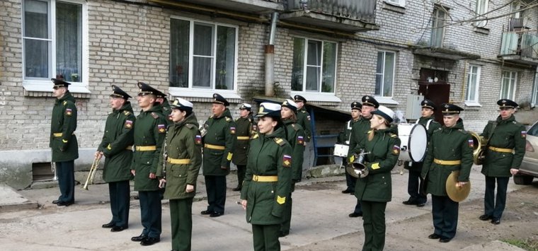 В Острове-3 открыли мемориальные таблички в честь ветеранов