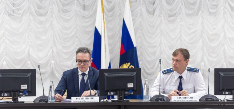 Официально представлен новый прокурор Псковской области