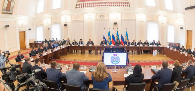 Зарплаты муниципальных служащих вырастут в районах с низкой бюджетной обеспеченностью