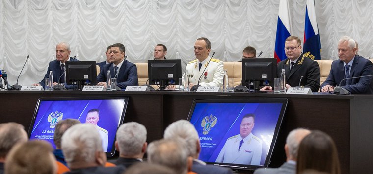 Благодарность генпрокурора РФ объявлена Александру Измайлову