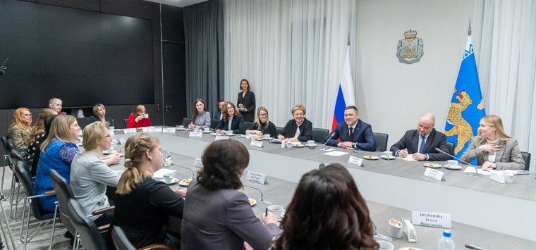 Псковский губернатор встретился с уполномоченными по работе с семьями мобилизованных