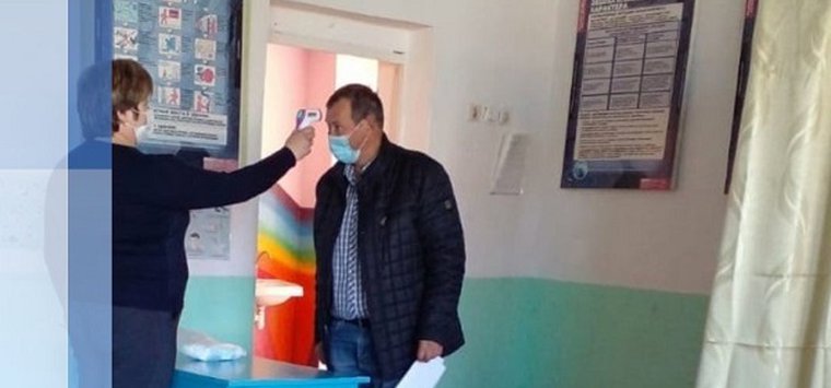 Предварительное голосование «Единой России» проходит в Островском районе