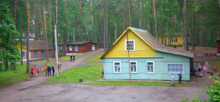 Островский лагерь «Алые паруса» заключил договор на вывоз мусора